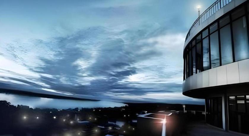 River City Hotel Mukdahan Dış mekan fotoğraf