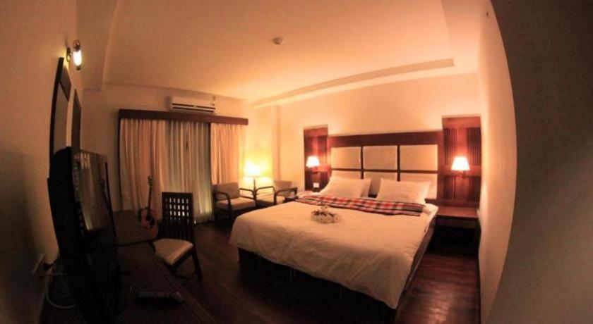 River City Hotel Mukdahan Dış mekan fotoğraf