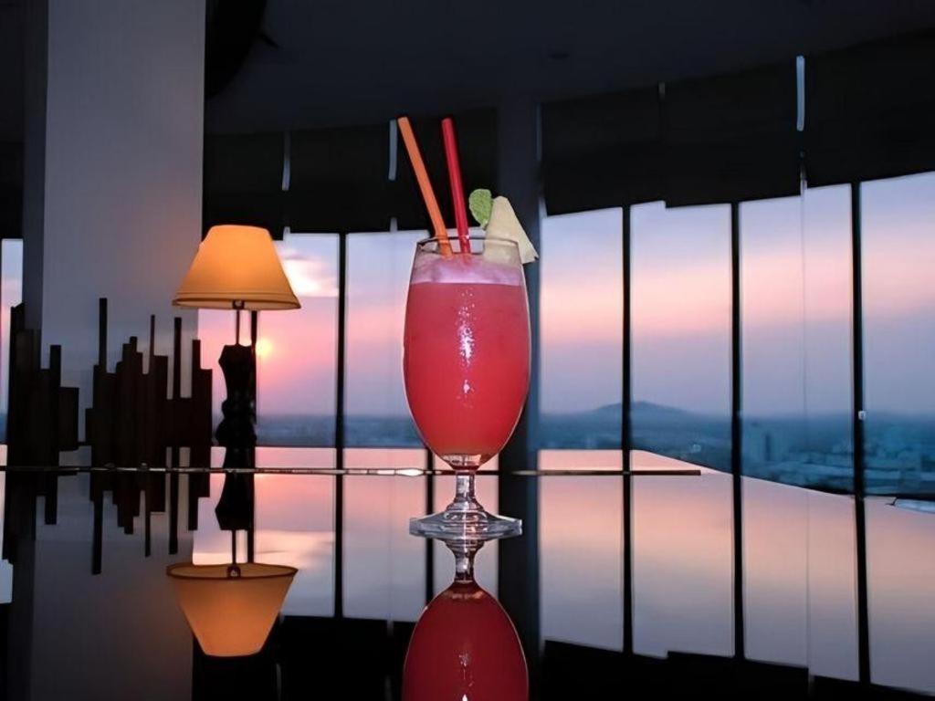 River City Hotel Mukdahan Dış mekan fotoğraf